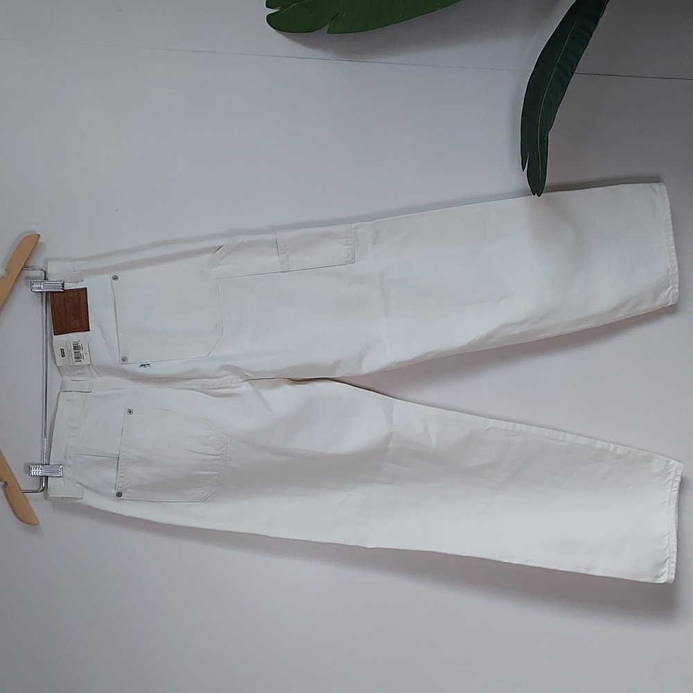 Levi's Off-White Straight Leg Jeans - Picture 9 of 14